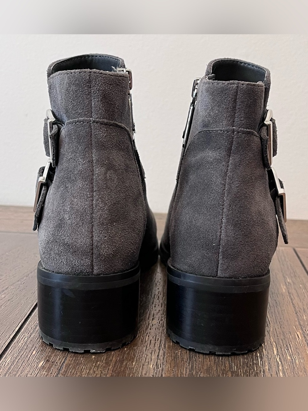 Blondo Grey Waterproof Booties Womens size 6 - Picture 8 of 11